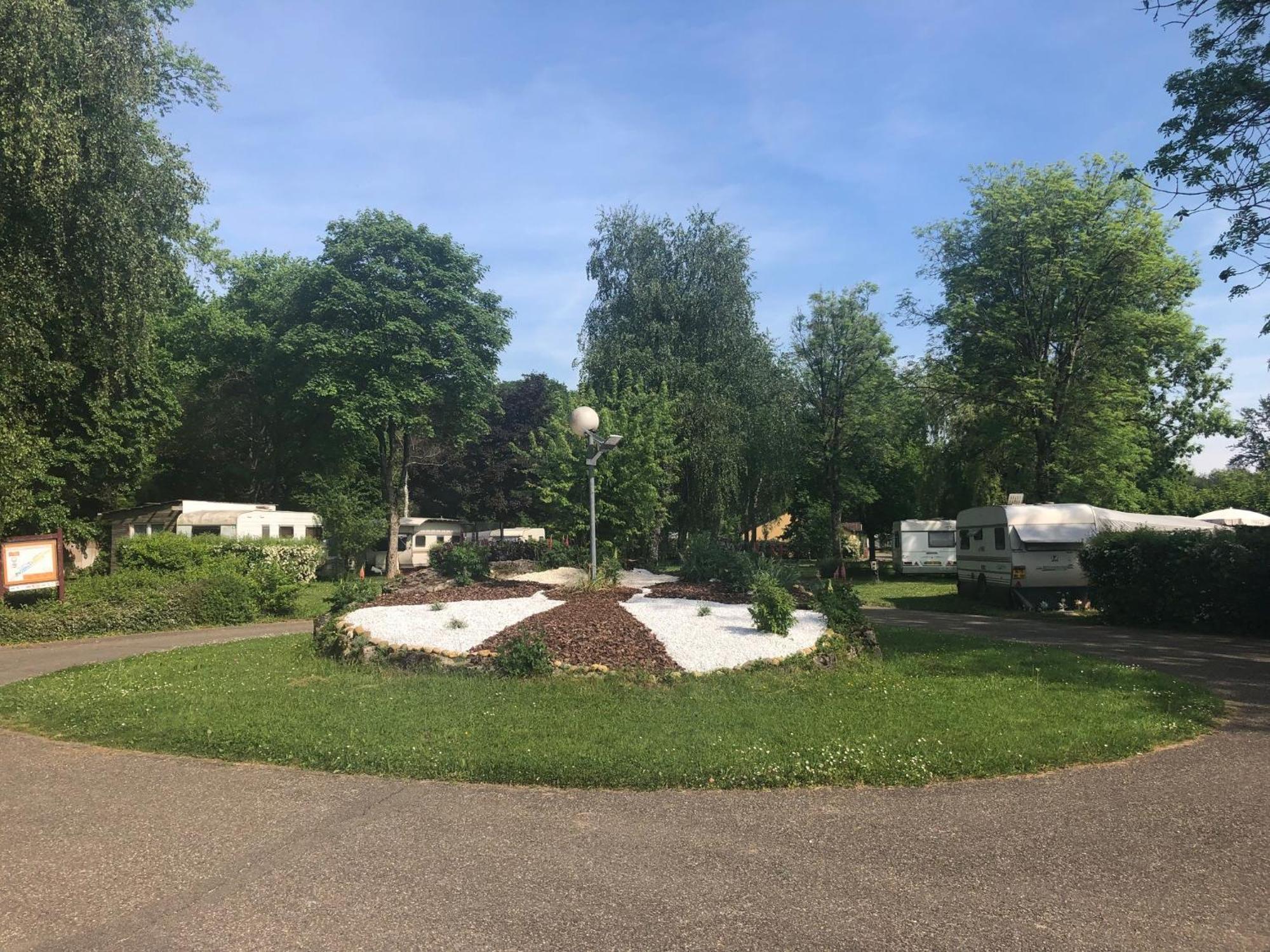 Camping Les Lupins Seppois-le-Bas المظهر الخارجي الصورة